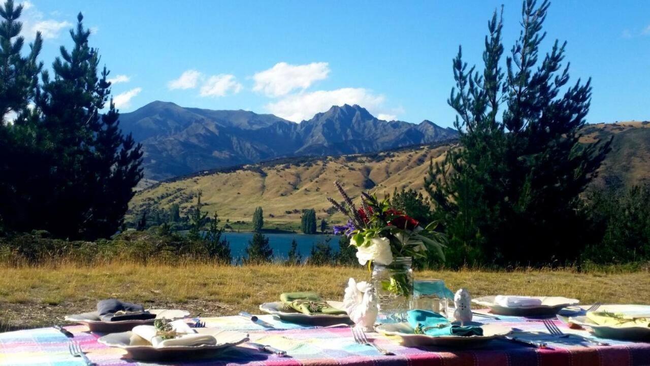 Mt Gold Glamping Hotel Wanaka Buitenkant foto