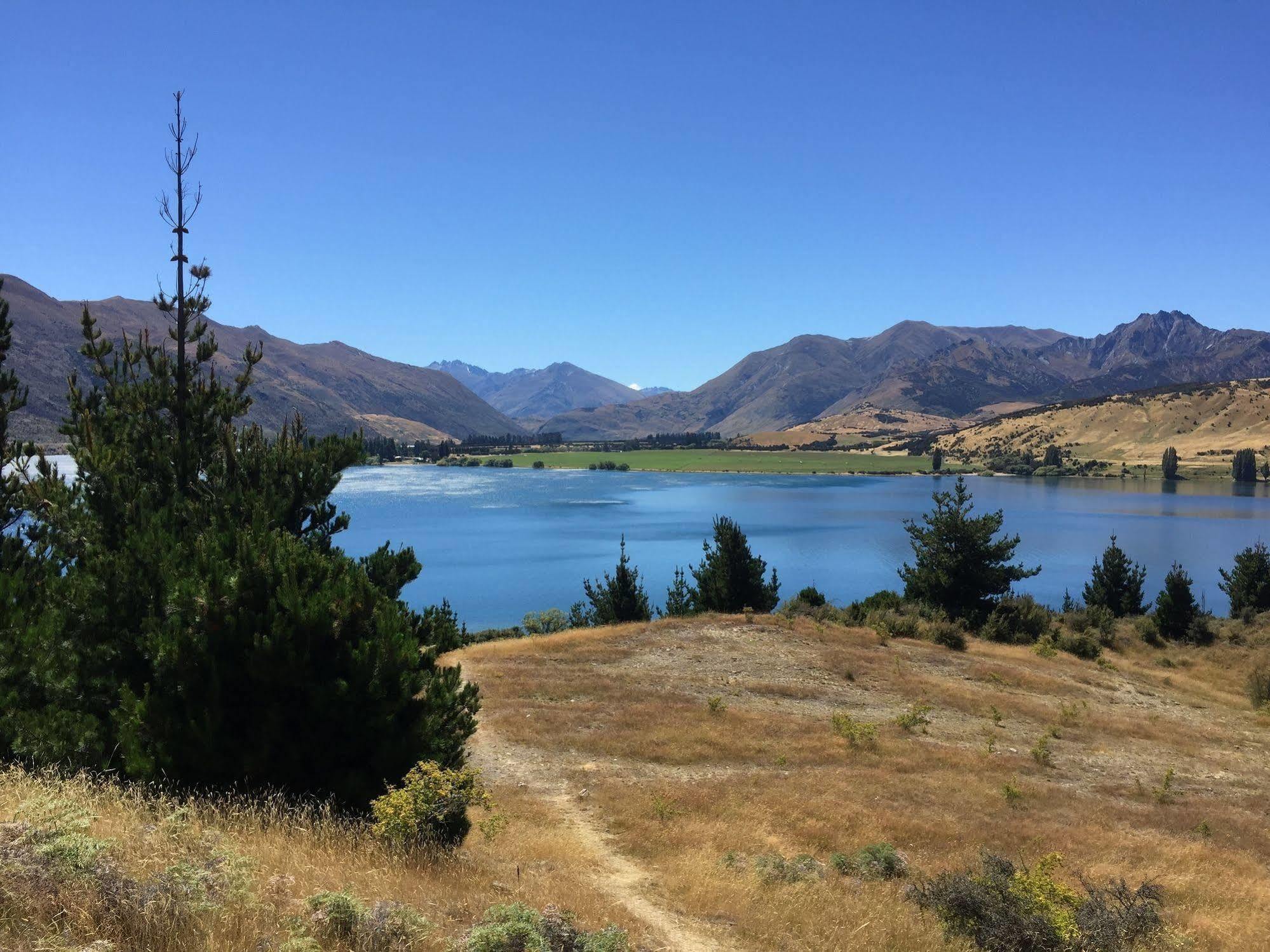 Mt Gold Glamping Hotel Wanaka Buitenkant foto