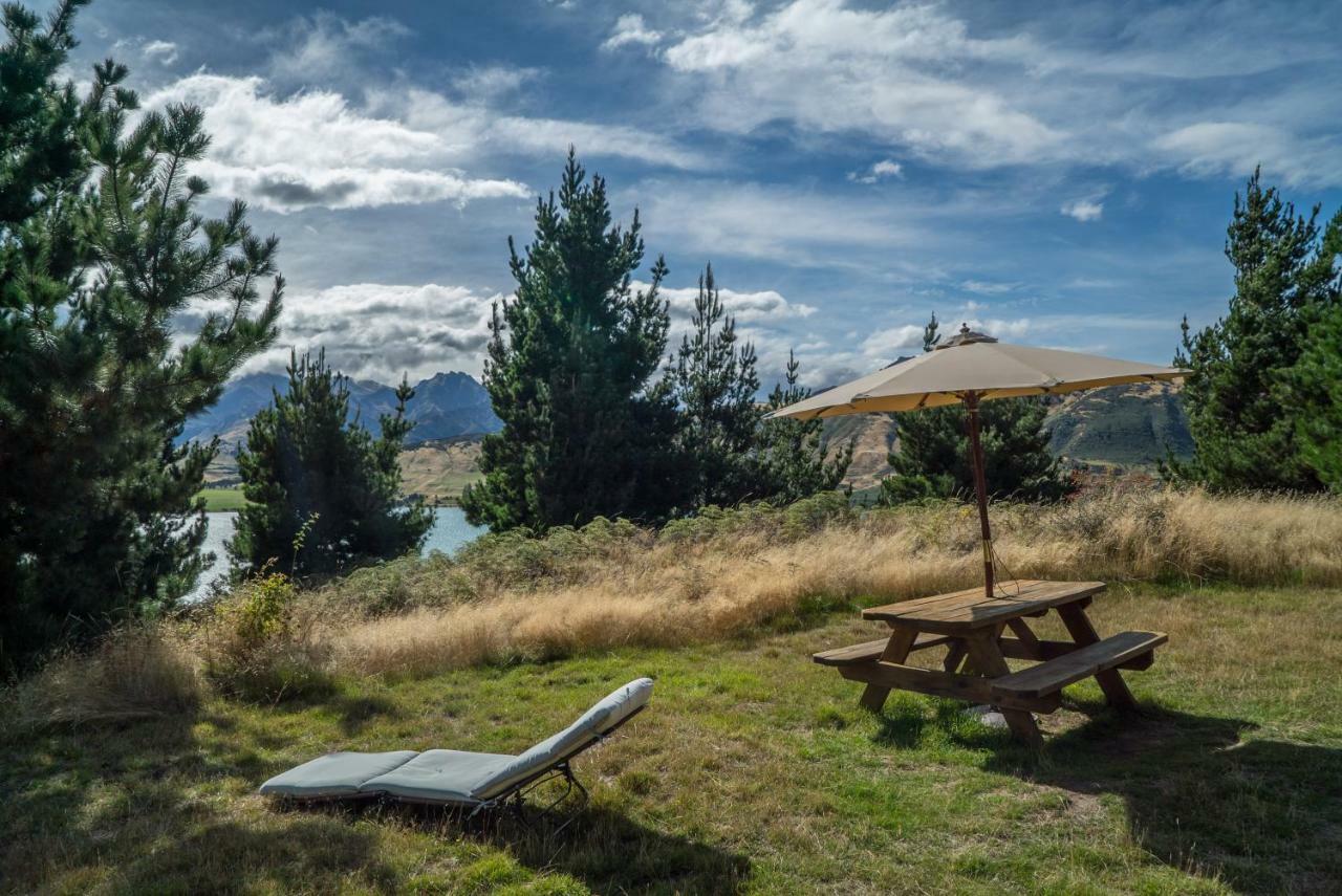 Mt Gold Glamping Hotel Wanaka Buitenkant foto